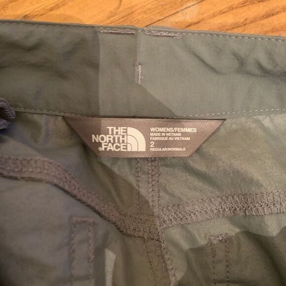 The North Face Nylon Zip off Pants to shorts sz 2 - Picture 2 of 14